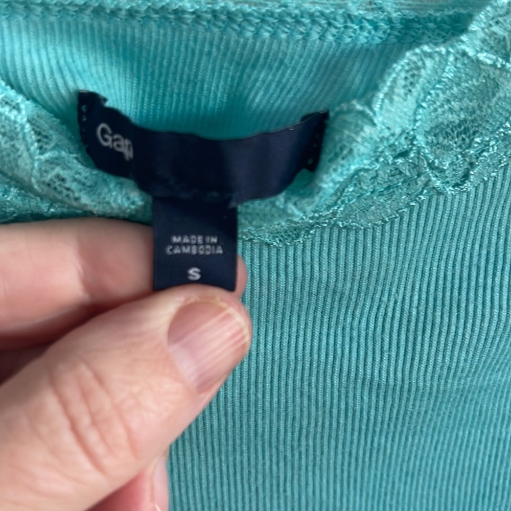 Y2k The gap turquoise/aqua adjustable strap camisole with lace - Picture 5 of 6